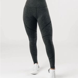 Alphalete OG Revival High Rise Athletic Leggings Powder Grey Size Small